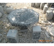 【偉通雕塑產品供應石雕大理石石桌子石凳子加工定制大理石石桌石凳景觀雕塑